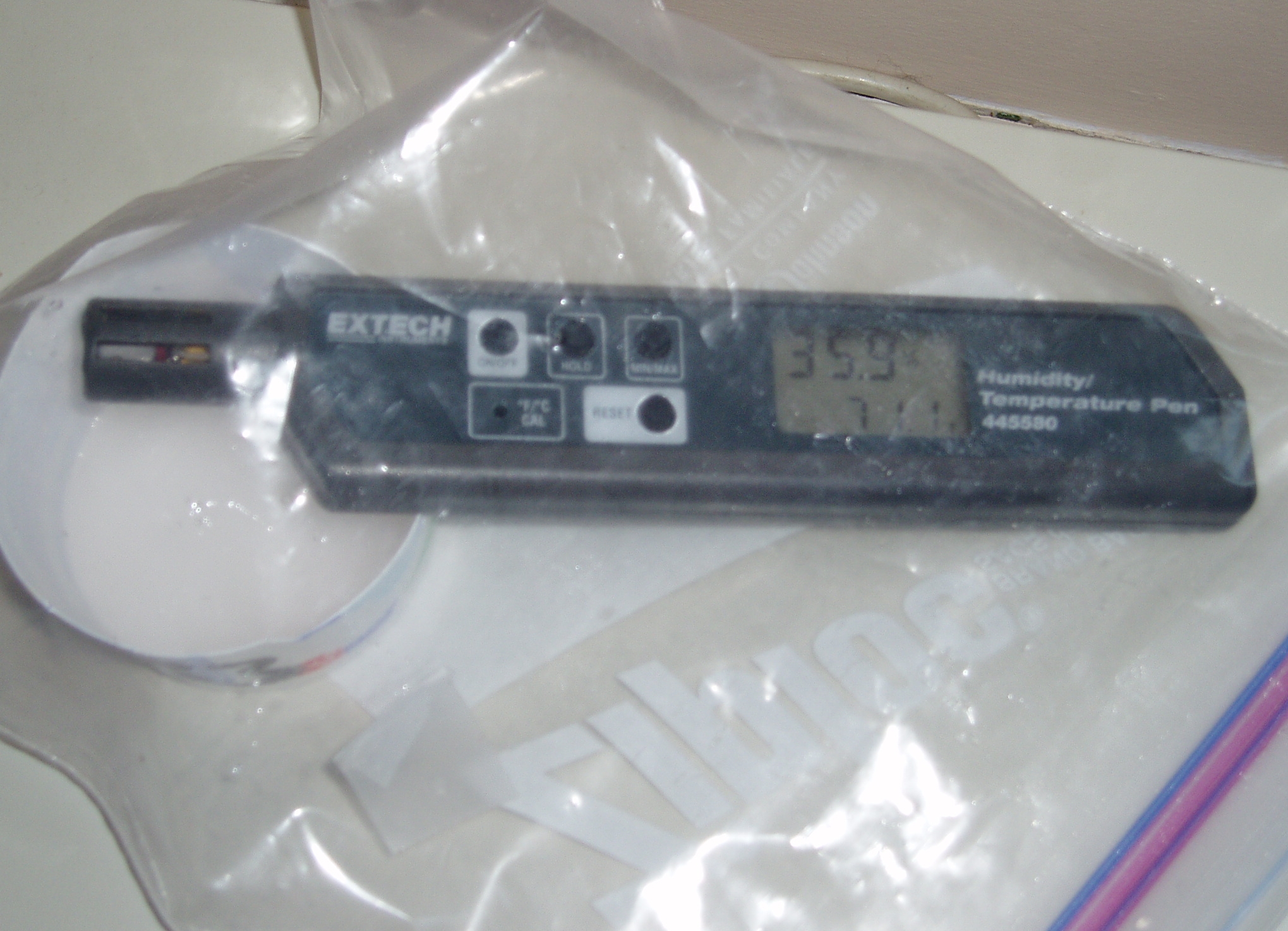 calibrate humidity gauge